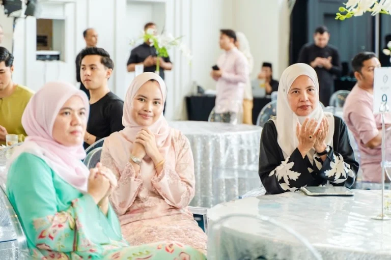 Instagram post from muuka.hq. This post is in position 6.