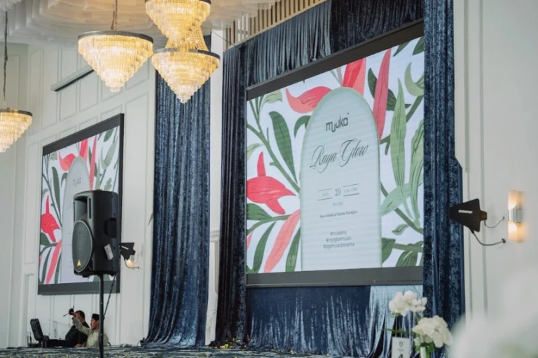 Instagram post from muuka.hq. This post is in position 19.